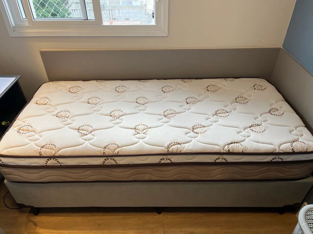 CAMA + BOX SOLTEIRO PROBEL