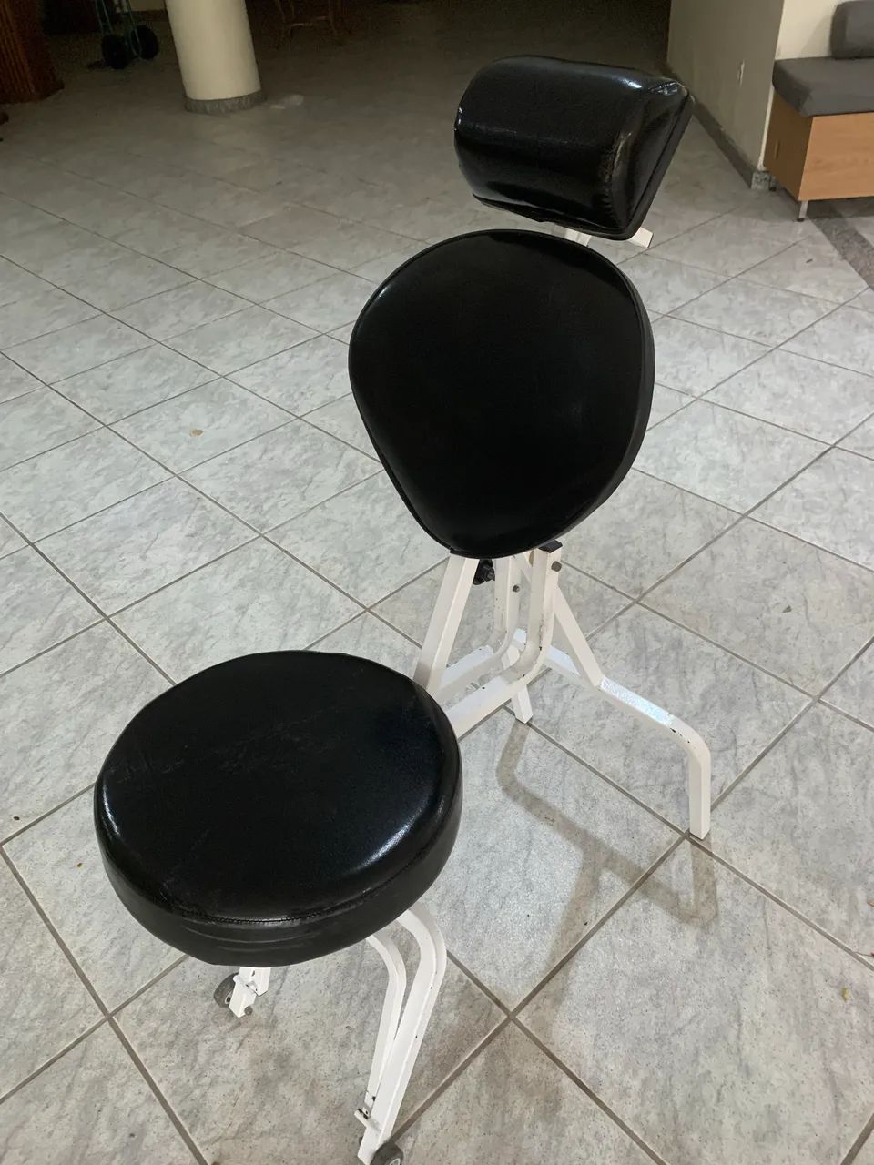 Cadeira de maquiagem portátil  - Foto 2