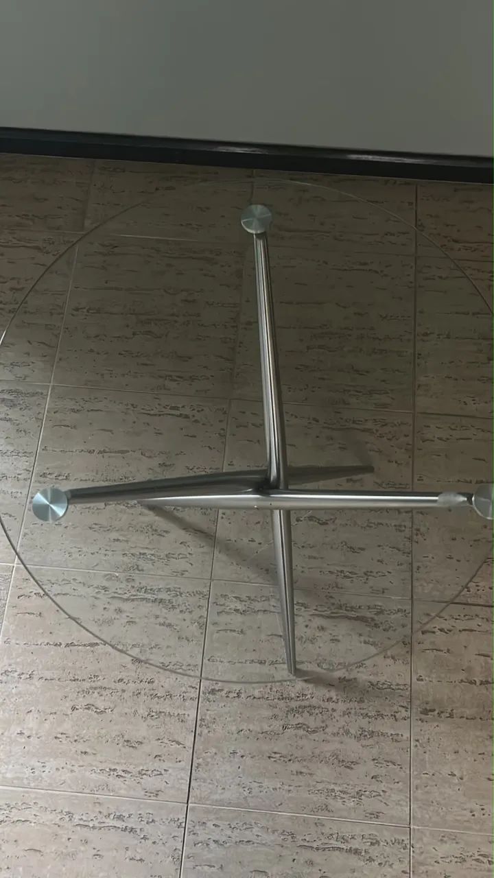Mesa de Vidro Redonda com Base em Inox - Foto 3