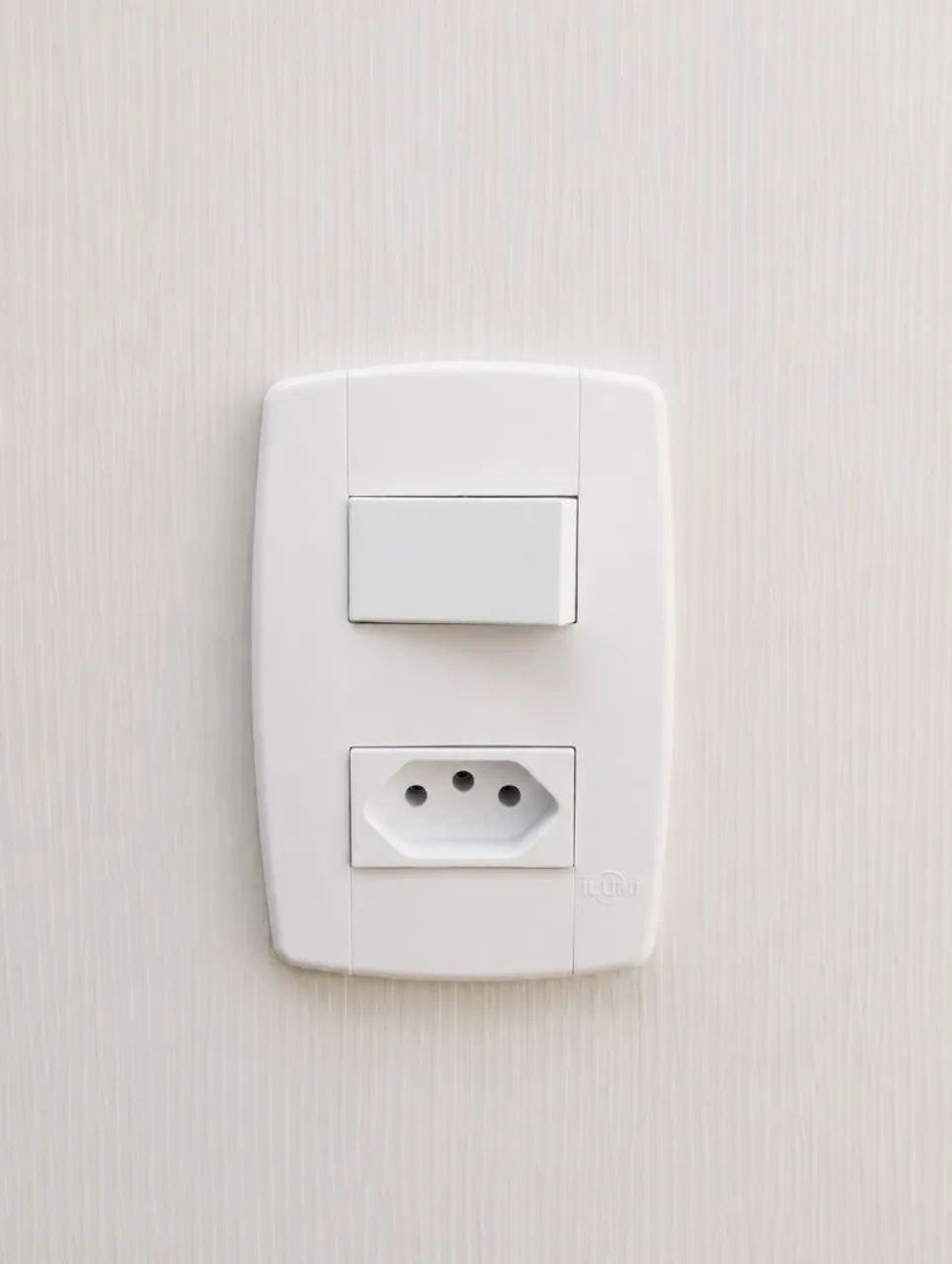 JUNIOR ELETRICISTA - Serviços Elétricos Residenciais e Comerciais - Foto 3