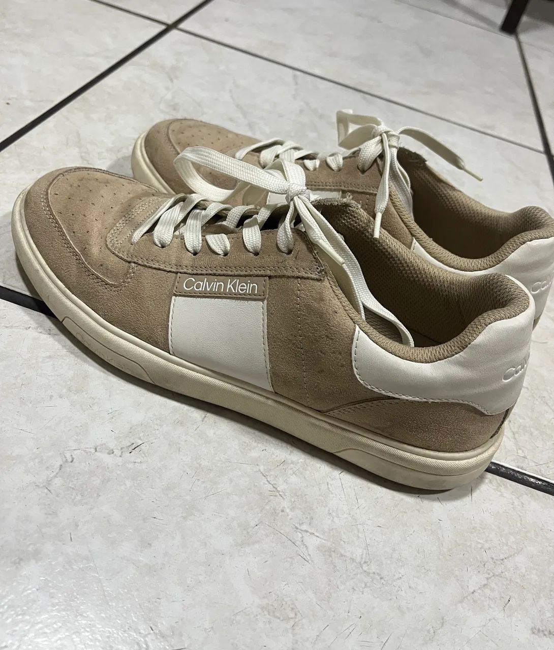 Tênis Calvin Klein casual 