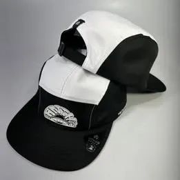 BONÉ FIVE PANEL VOAR PRETO/BRANCO