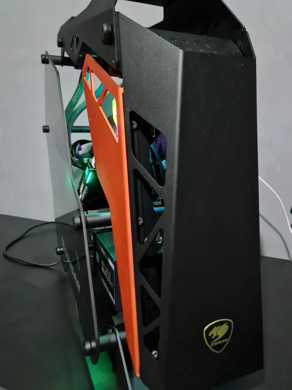Gabinete cougar conquer  - Foto 5