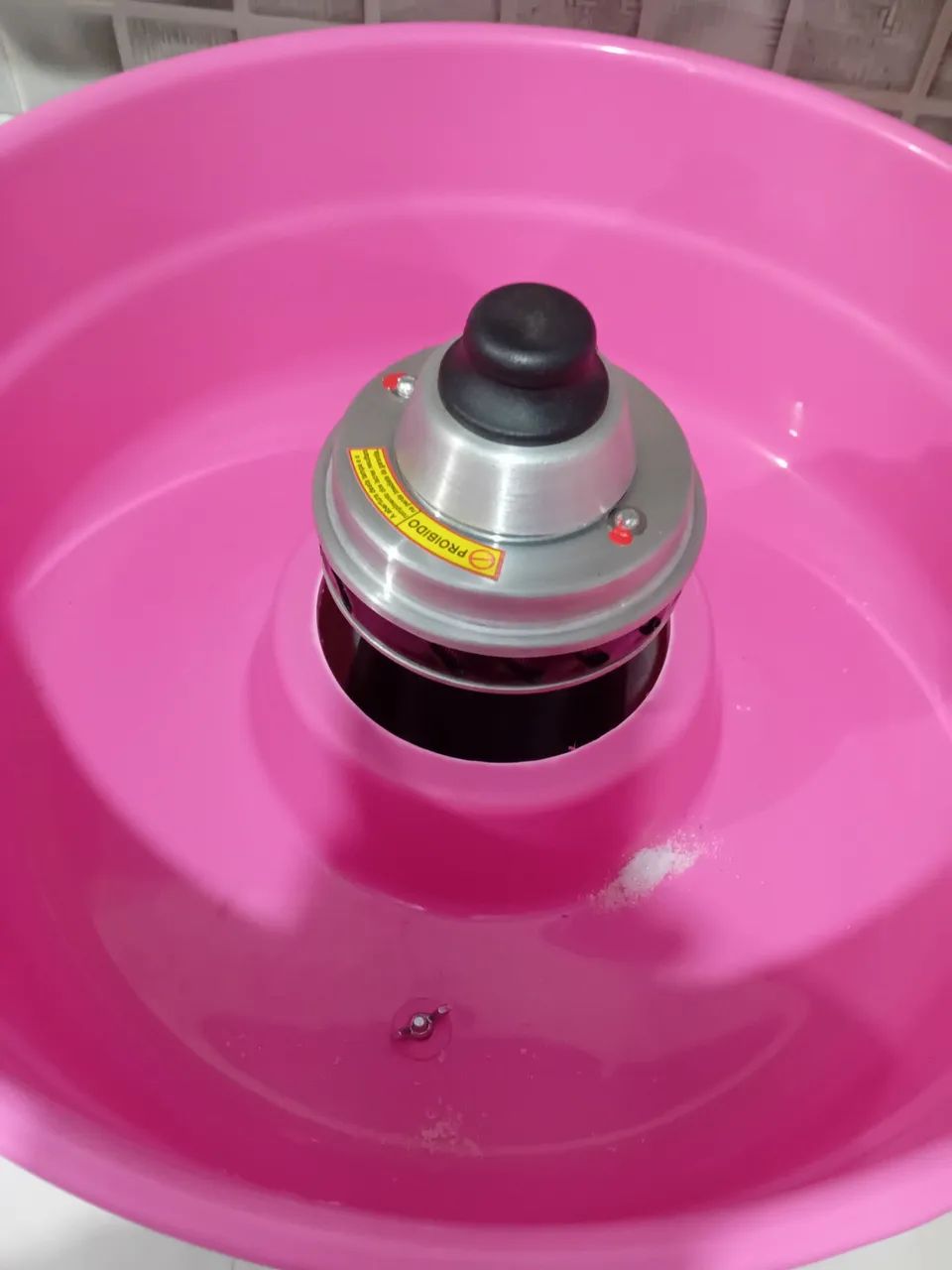Vendo máquina de algodão doce profissional  - Foto 2