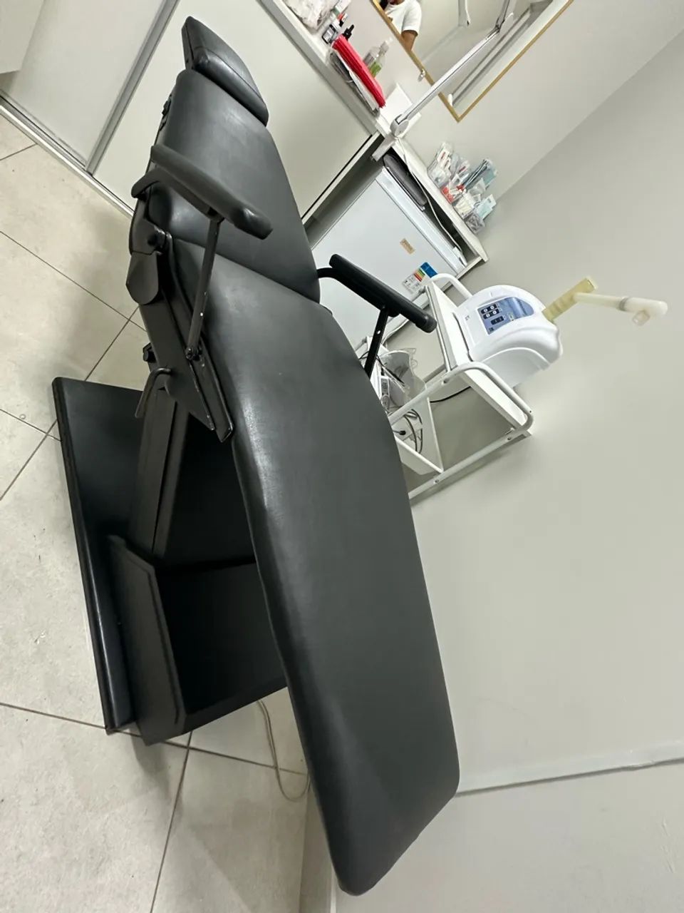 VENDO MACA ESTÉTICA SEMI-ELÉTRICA 