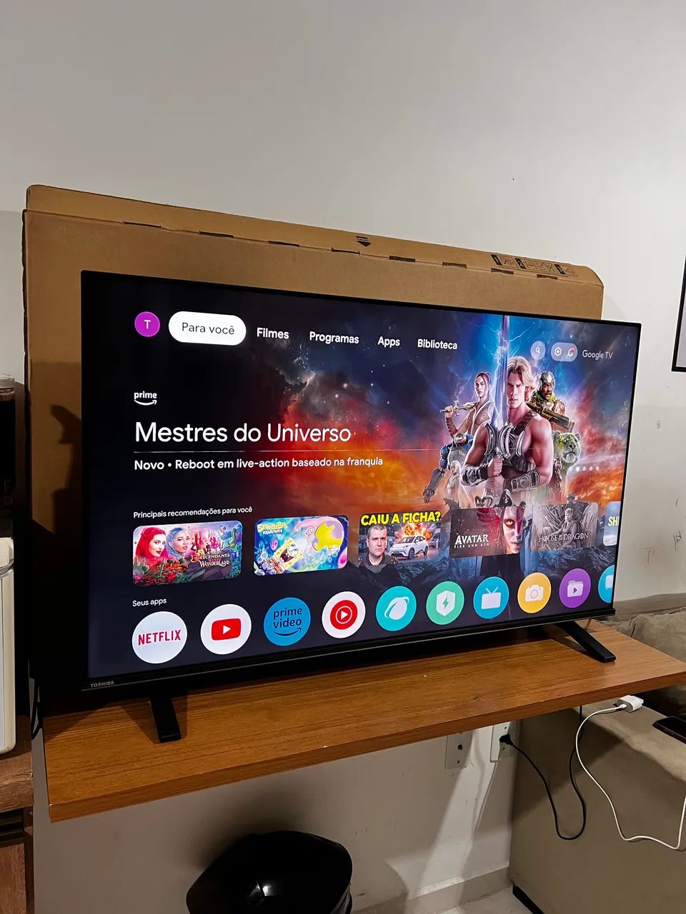 Vendo Smart tv 4k 50 polegadas novíssima