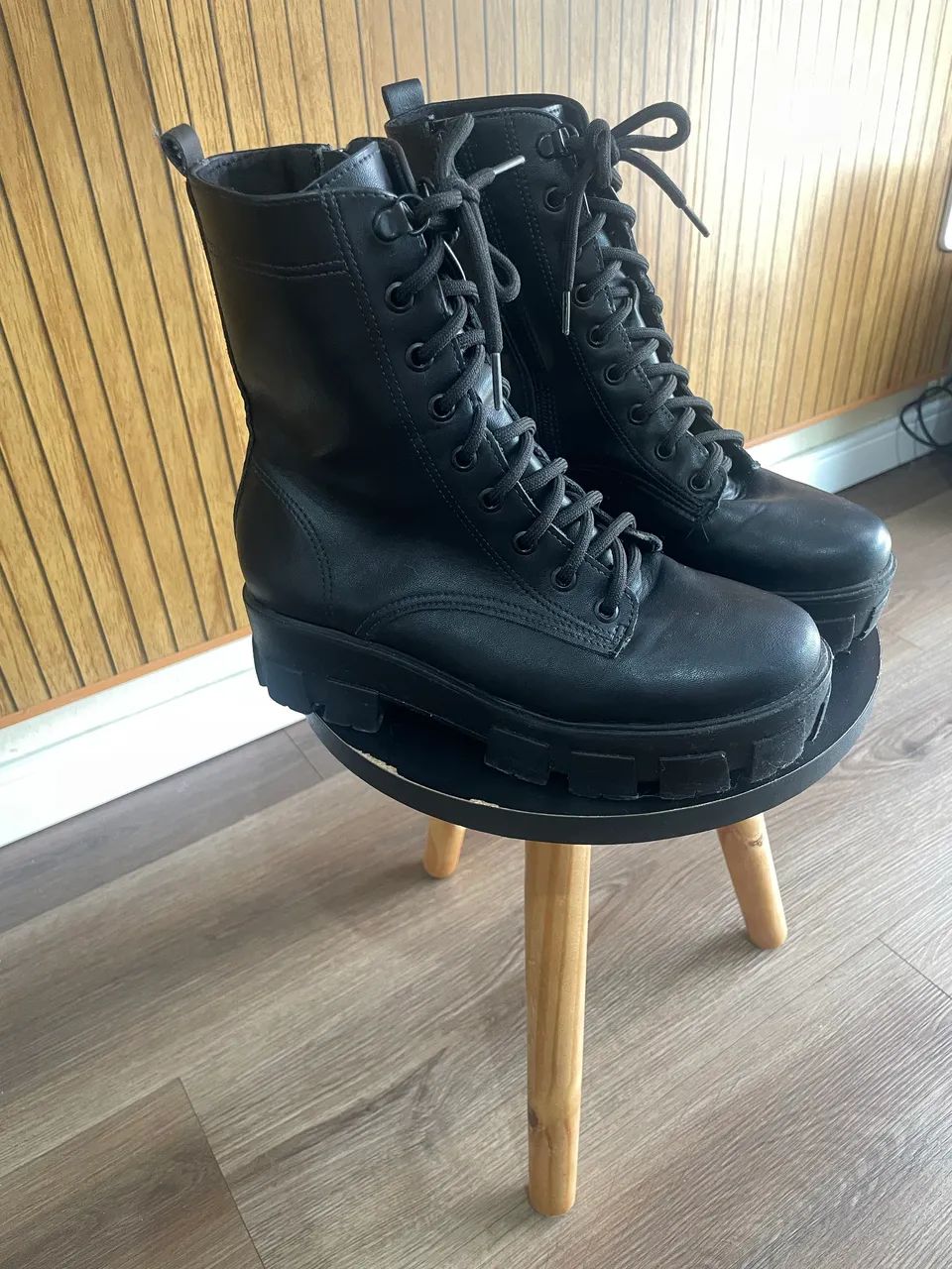 Botas e coturnos em excelente estado  - Foto 4
