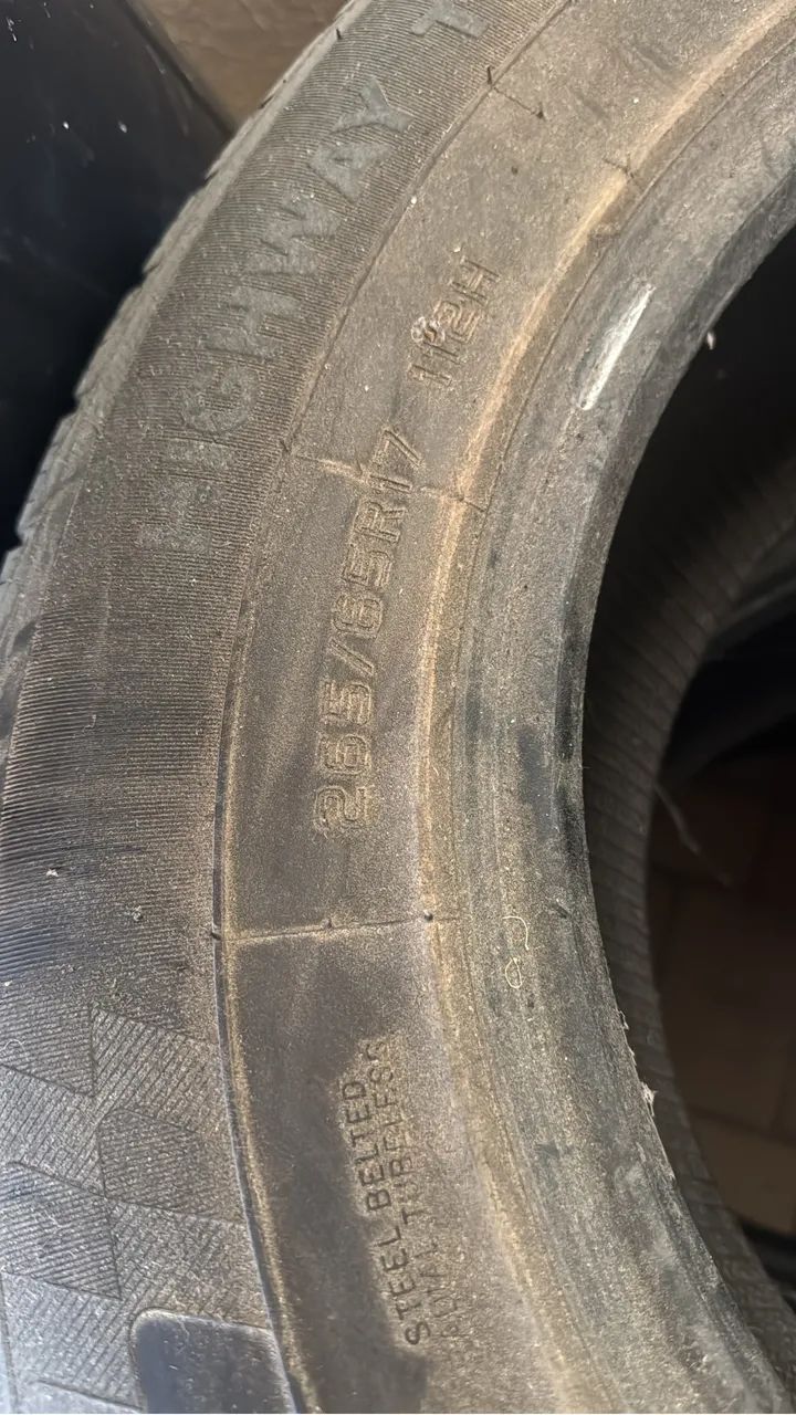 4 pneus 265/65 R17 
