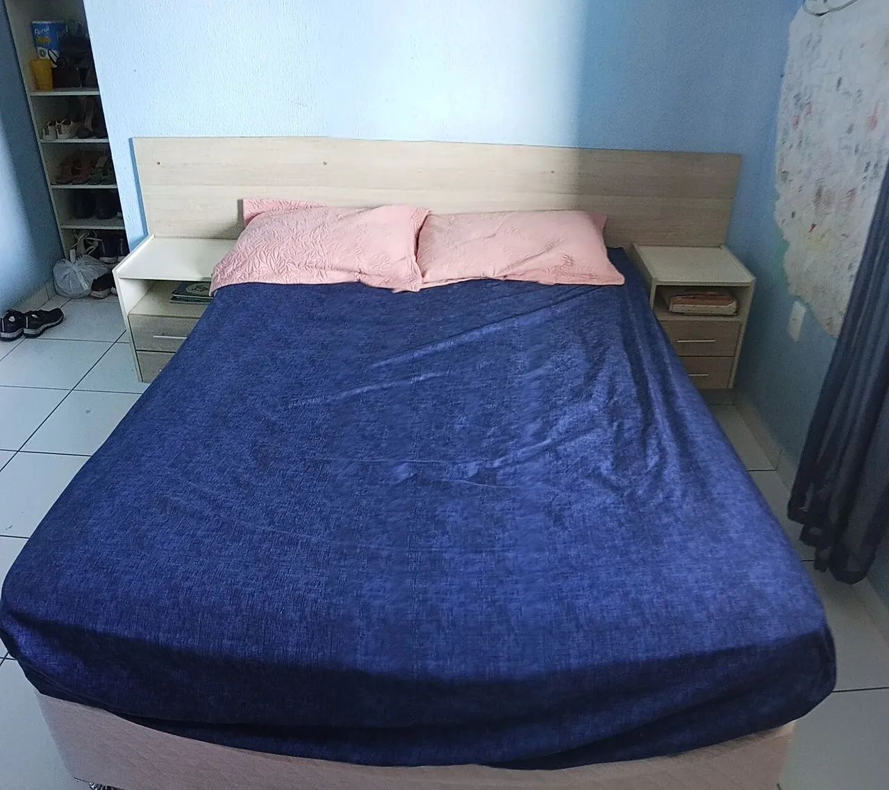 Cama box de casal com colchão de mola 