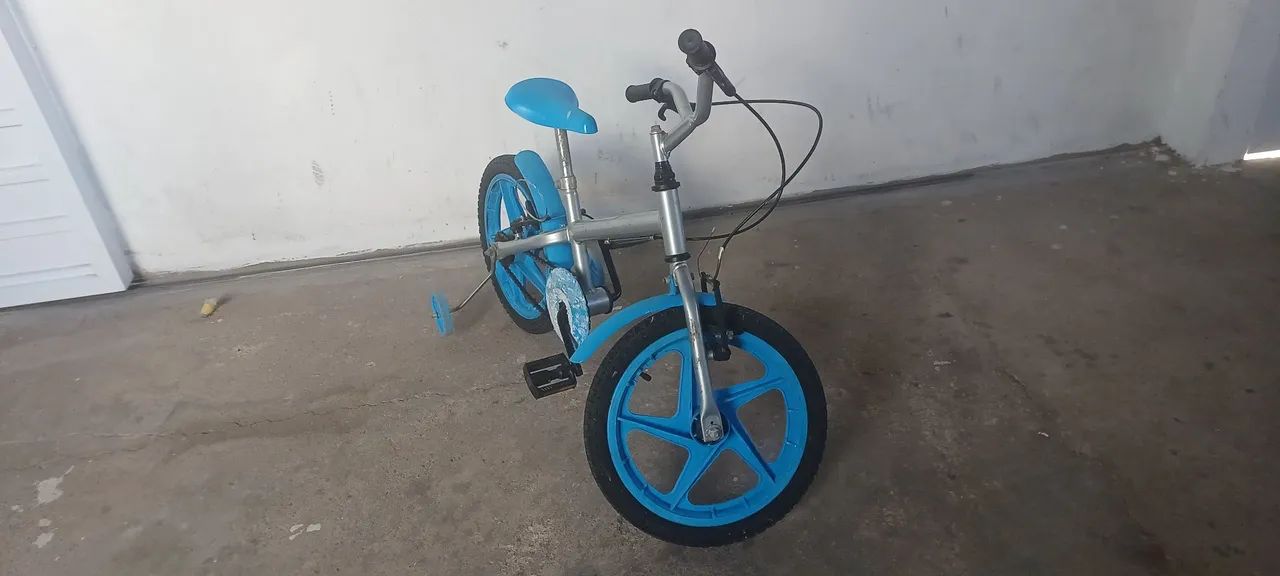 Bicicleta Aro 16 azul seminova. Aceito oferta - Foto 2