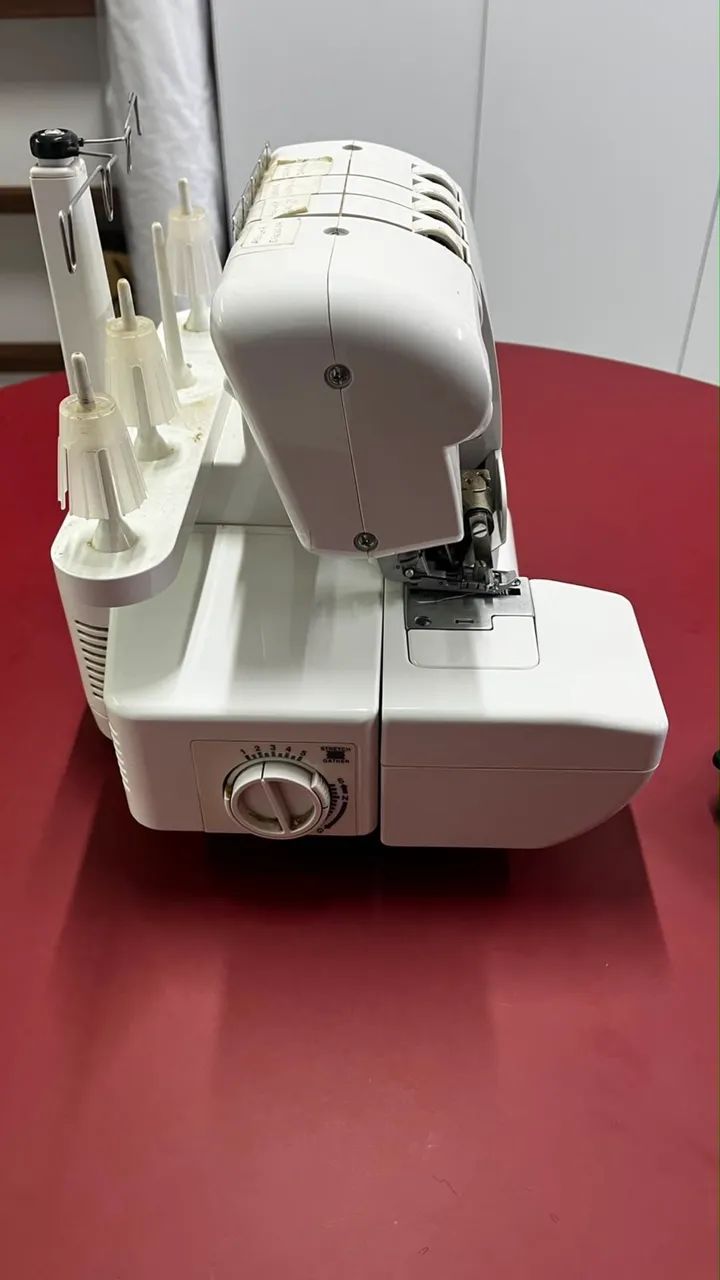 Máquina Overlock Siruba HSO-747D 4 Fios - Revisada/Funcionando - Foto 5