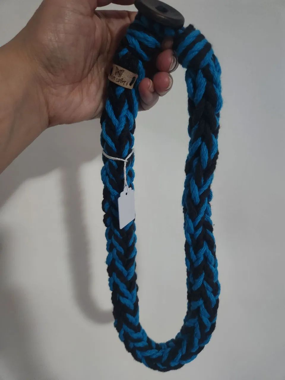 Colar bicolor artesanal em macramê  - Foto 3