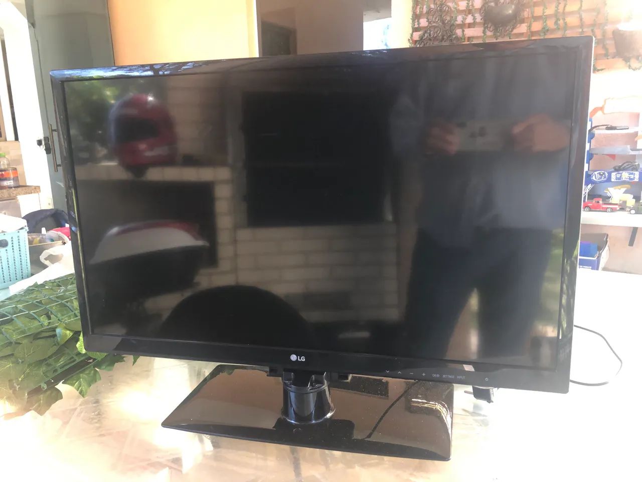 Tv LG 29 ? + Chromecast 3  tudo funcionando  - Foto 2