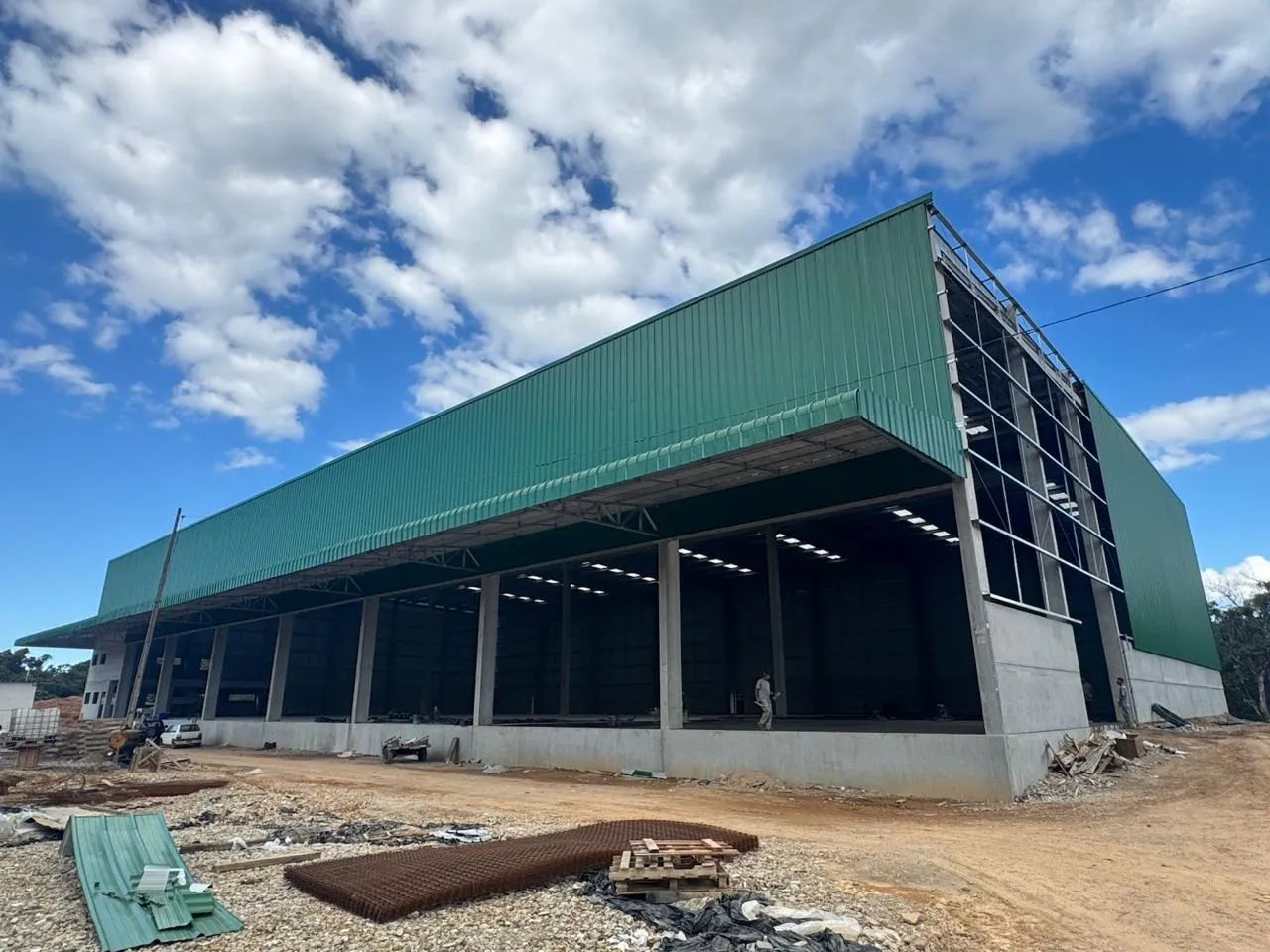 GALPÃO LOGISTICO EM JOINVILLE | DISTRITO INDUSTRIAL | 6.600 M² | 14 DOCAS - Foto 4