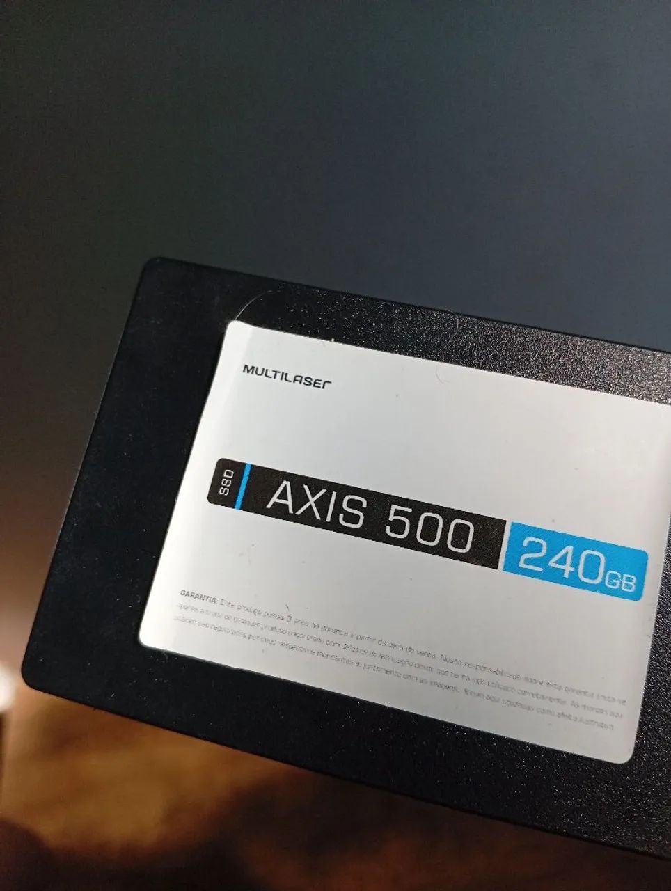 Vendo SSD Multilaser Axis 500 de 240GB.