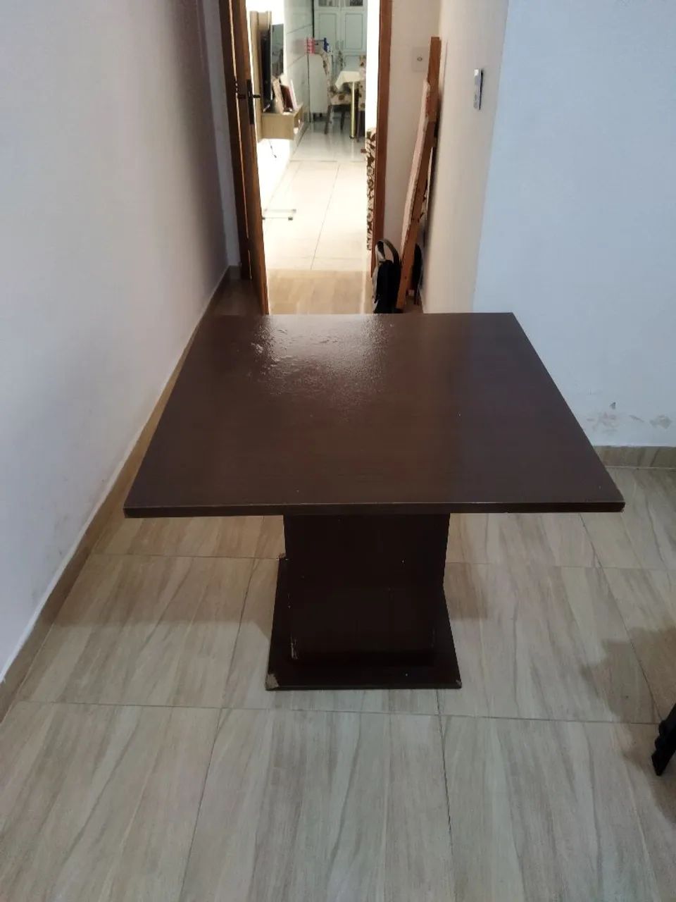 Mesa com 4 cadeiras  - Foto 2