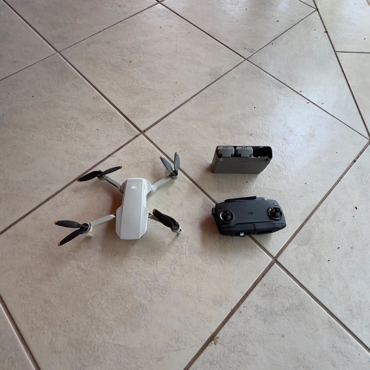 DJI MINI SE em ótimo estado, unico dono.