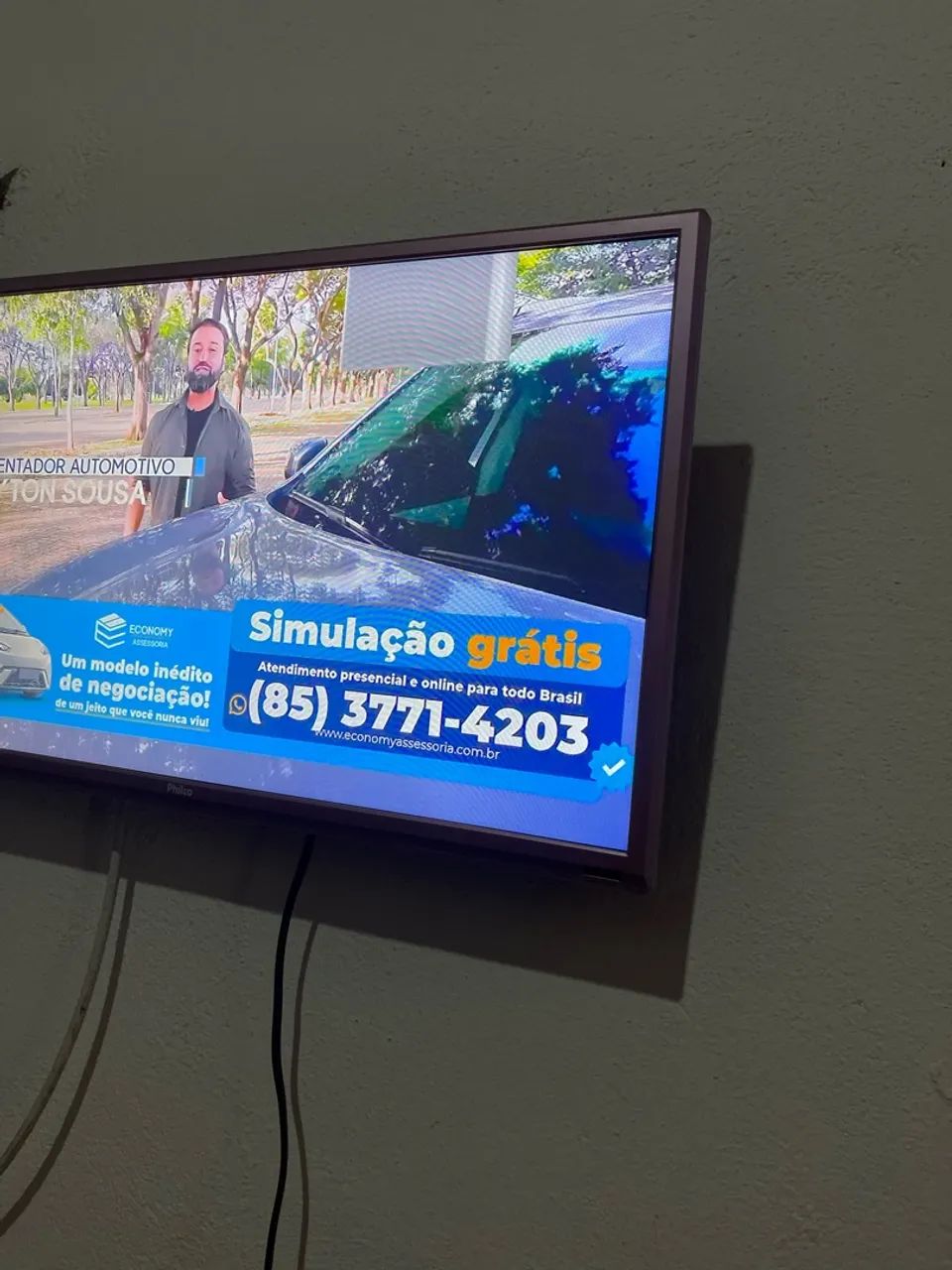 TV Philco 24 polegadas, tela LED e moldura rosa. - Foto 4