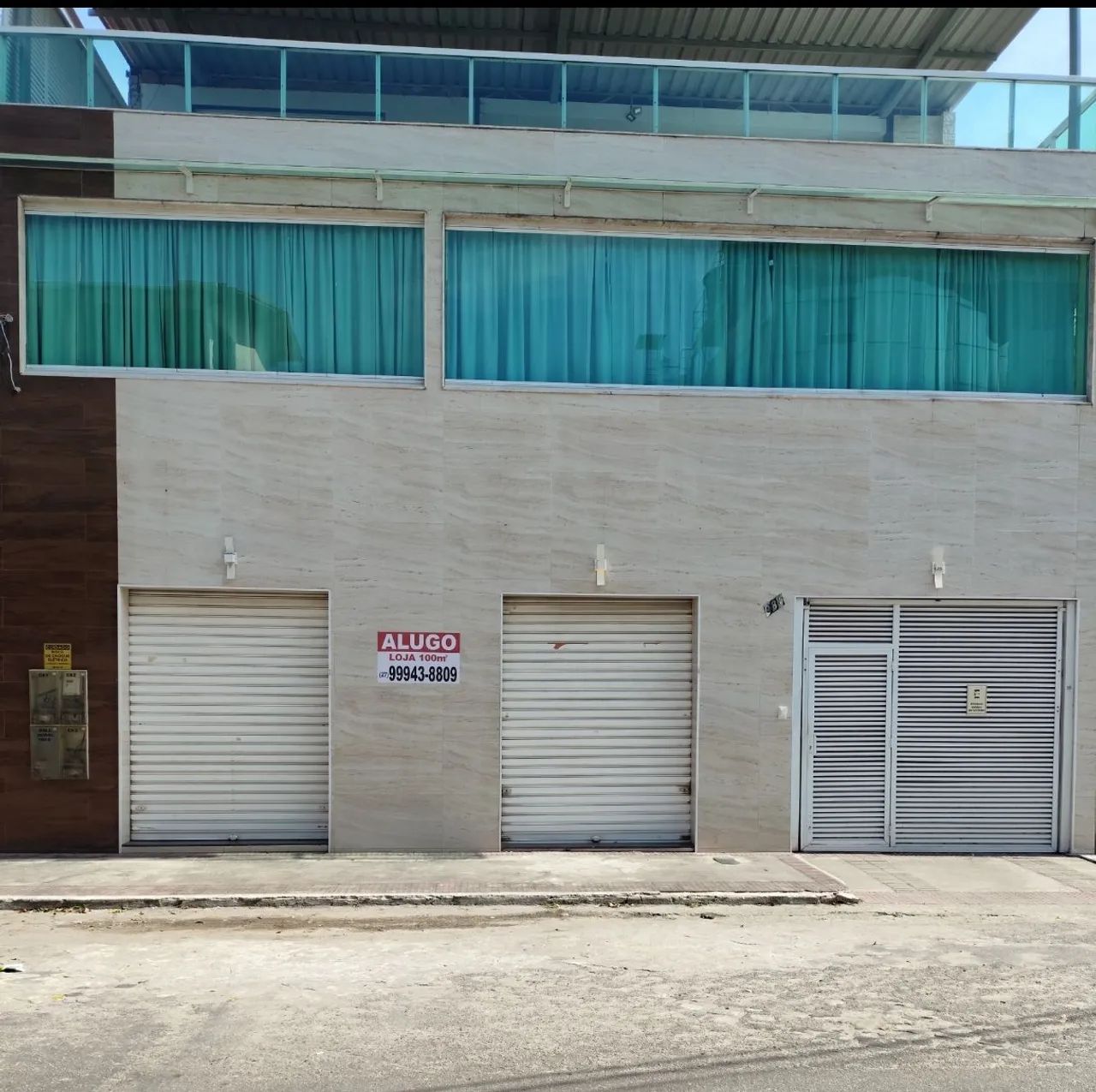 Alugo loja com 100 M2 Bairro Bairro Centro de  Vila velha