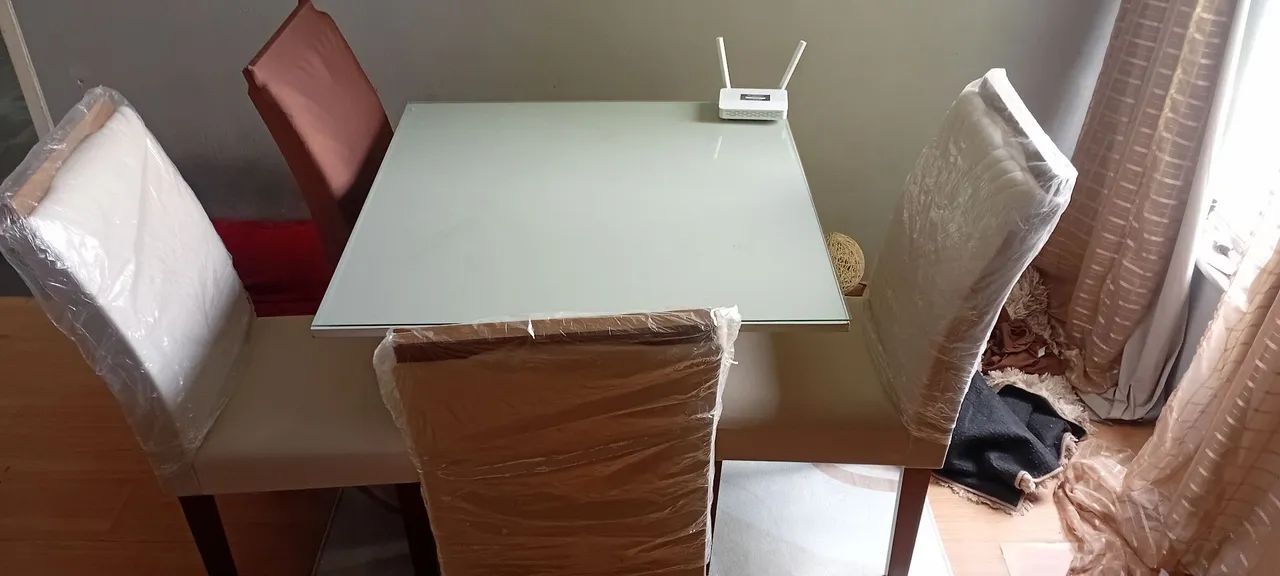 Vendo mesa recém comprada ainda no plástico  - Foto 2