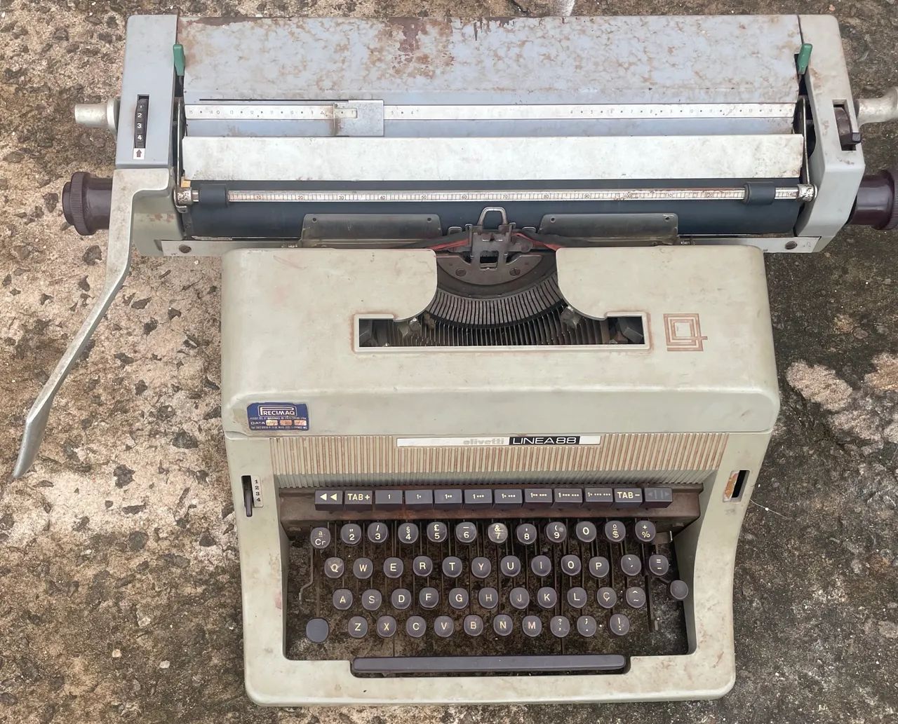 Máquina de Escrever (Antiga) - Foto 3