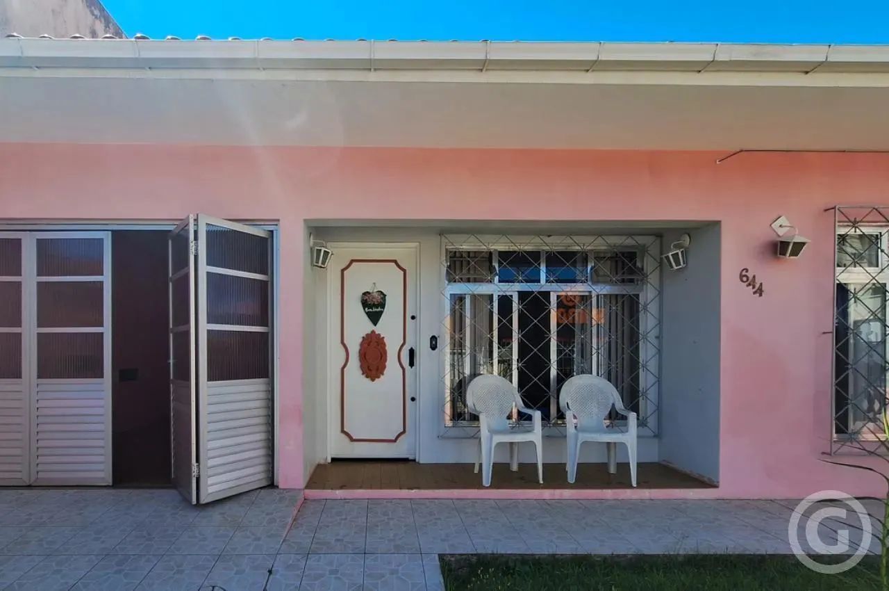Casa ampla e confortável com jardim e churrasqueira em São José - Foto 5