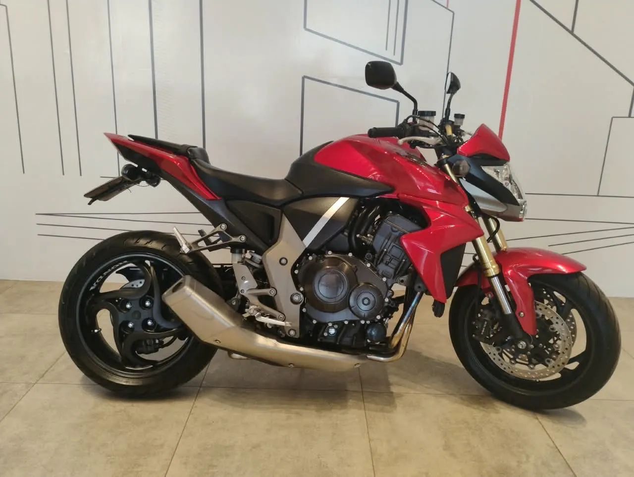 CB1000R