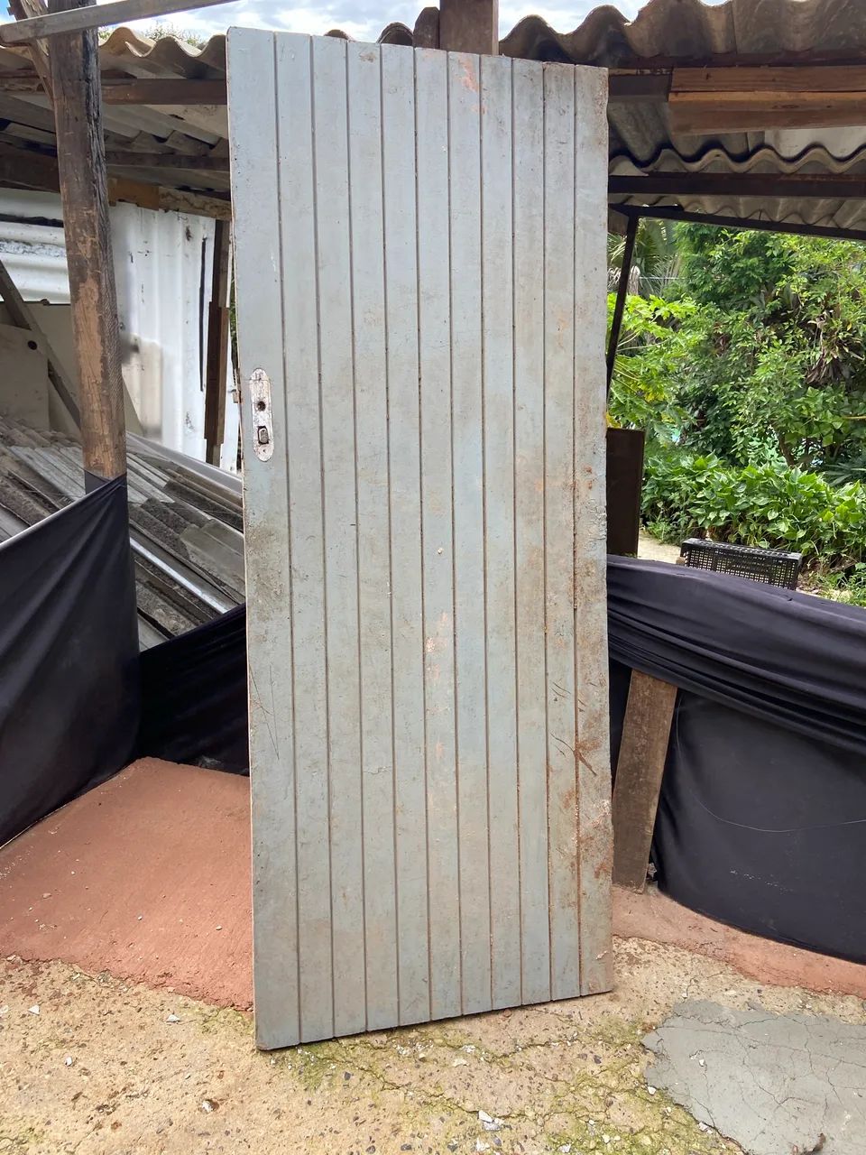 Vendo Porta Madeira Demolição Só lixar e pintar  - Foto 4