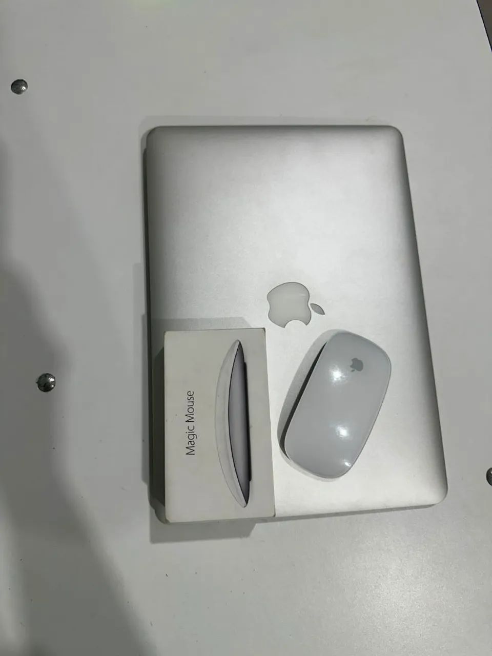 Vendo MacBook impecável 