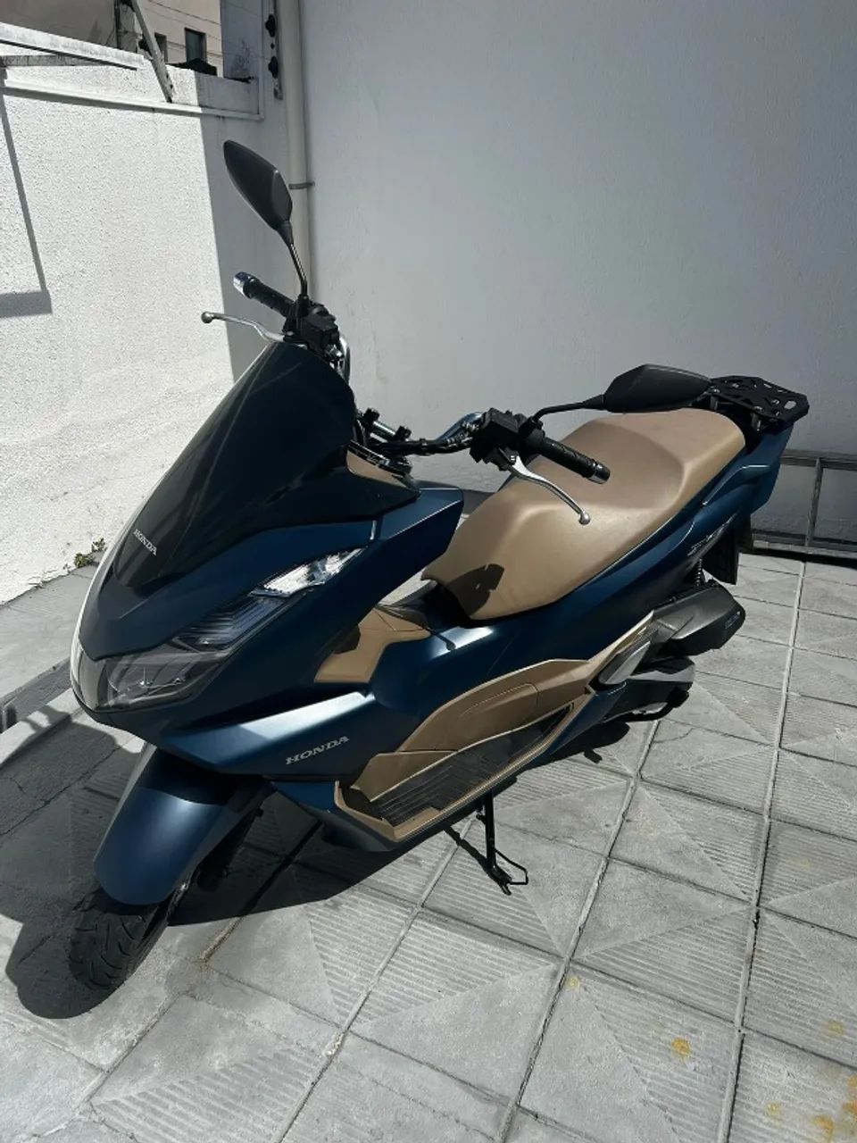 PCX DLX 2024  - Foto 2