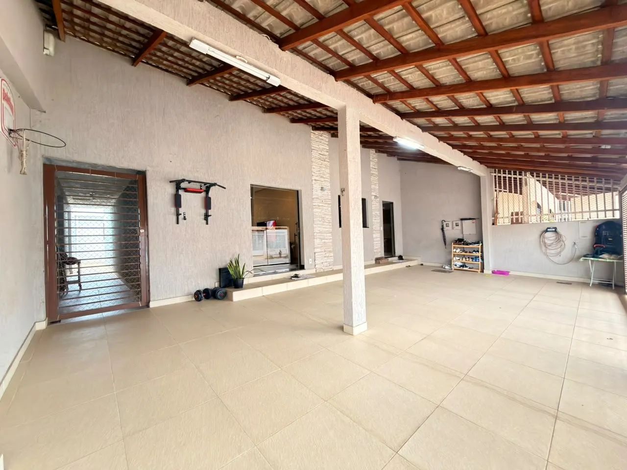 CASA REFORMADA À VENDA  GUARÁ II - QE 24 - Foto 3