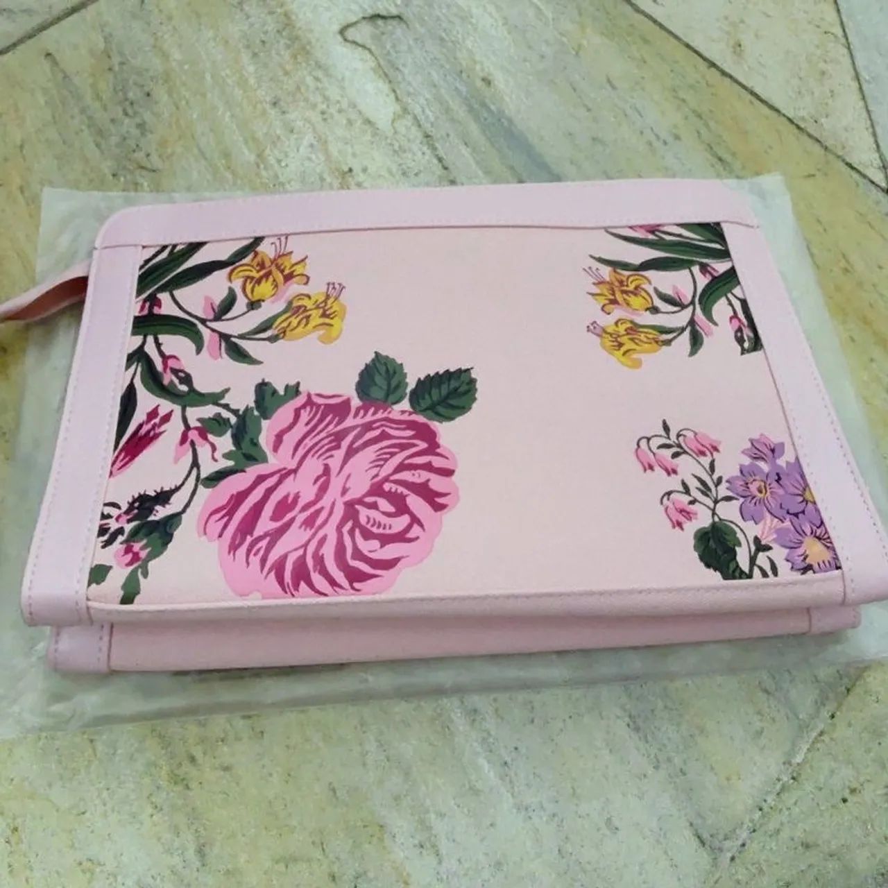 Necessaire Carolina Herrera - Foto 2