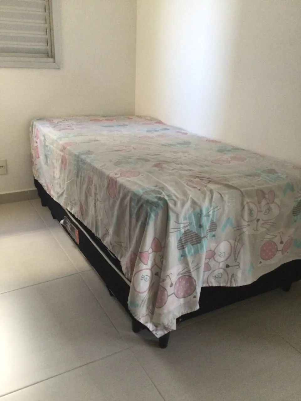 Cama Box solteiro 