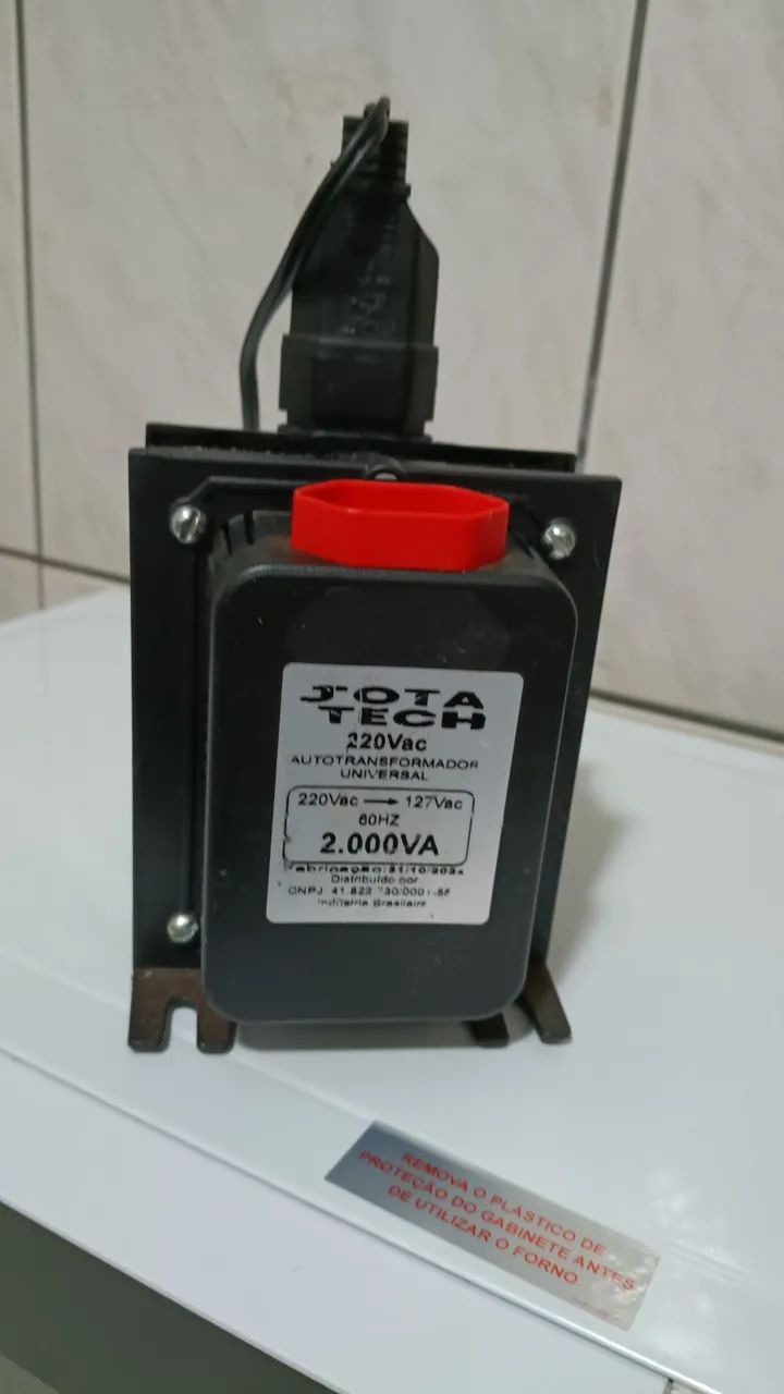 Transformador 220 para 110 2000va - Foto 3