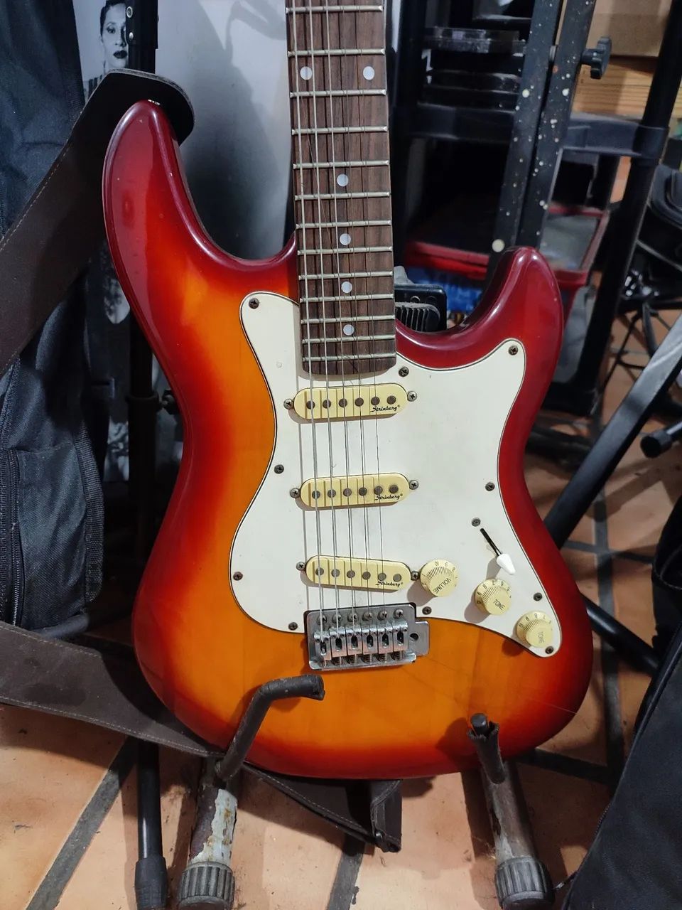 Guitarra Strinberg com capa e alça Basso  - Foto 2
