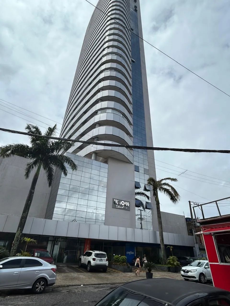 Vendo / Apartamento/ Ed. Unique Studio / 70 m2 / 2 quartos- 1 suíte / 1 vaga.