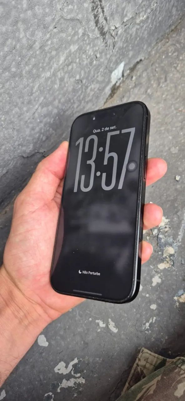 iPhone 16 pro  - Foto 2