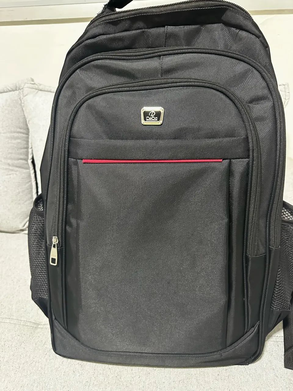 Mochila  ENORME PROMOÇÃO- 150,00