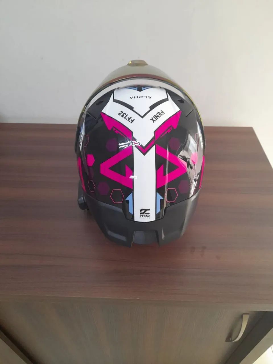 Capacete novo 800 reais 