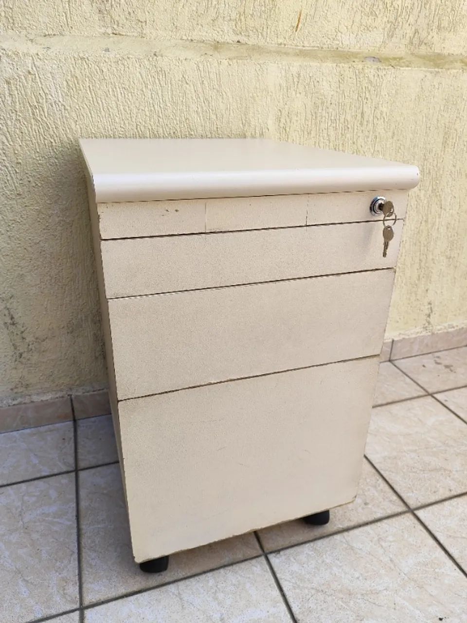 Gaveteiro Volante de Escritório 3 Gavetas c/ Chave e Rodinhas