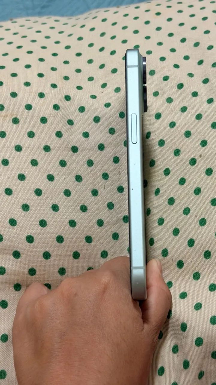 iPhone 15 - Foto 2
