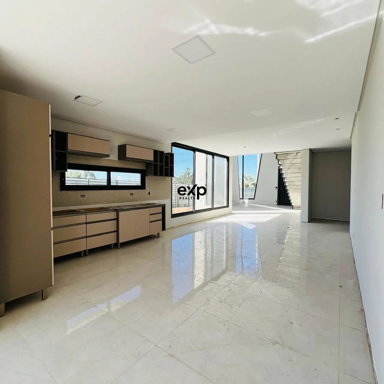 Casa de Alto Padrão | Sofisticação, Conforto e Vista Privilegiada - Foto 3