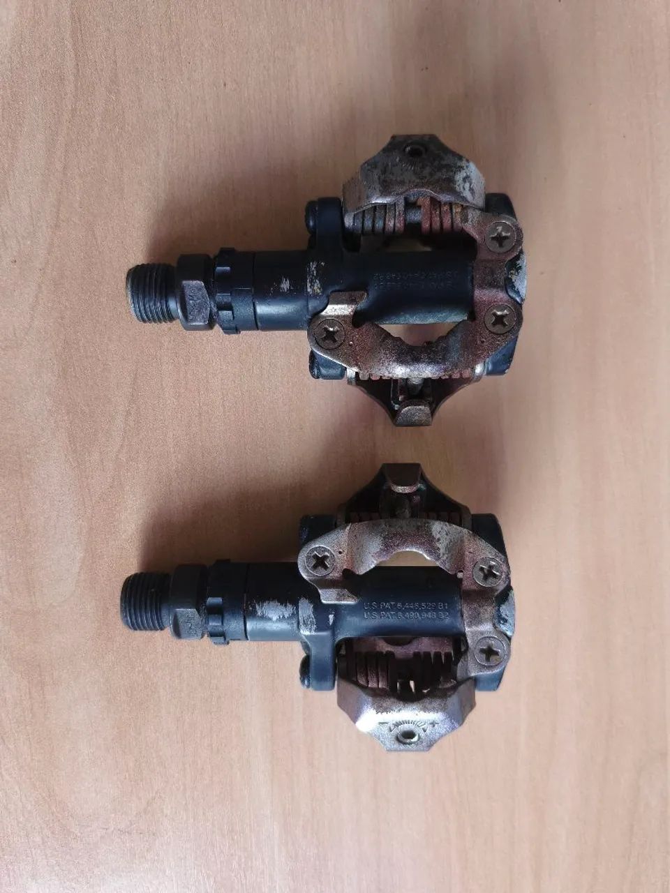 Pedal Shimano clip PD520 com tacos  - Foto 3