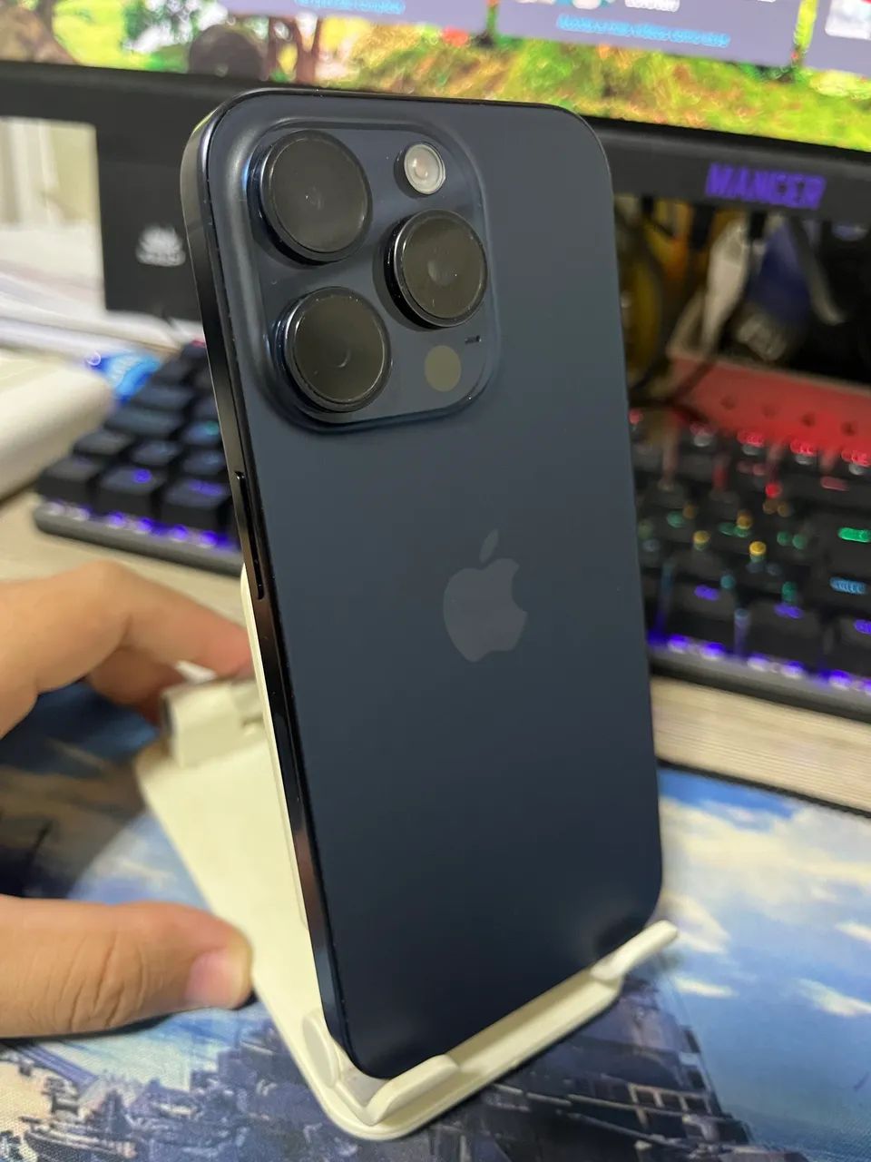 iPhone 15 pro  - Foto 2