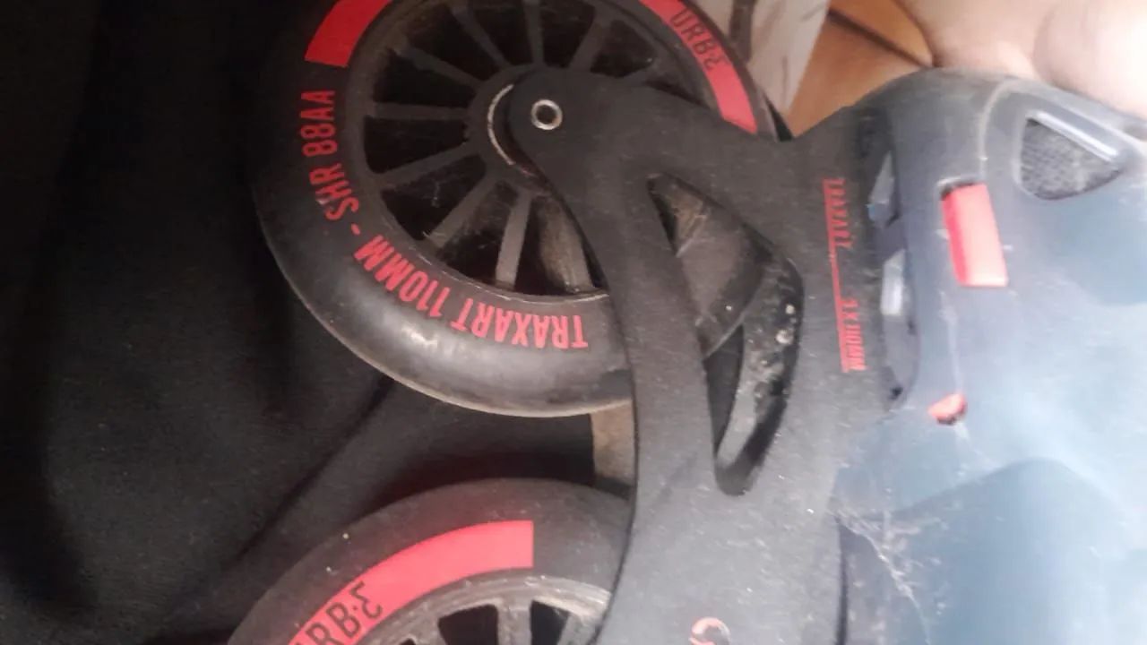 Patins traxart tamanho 38/39 - Foto 4