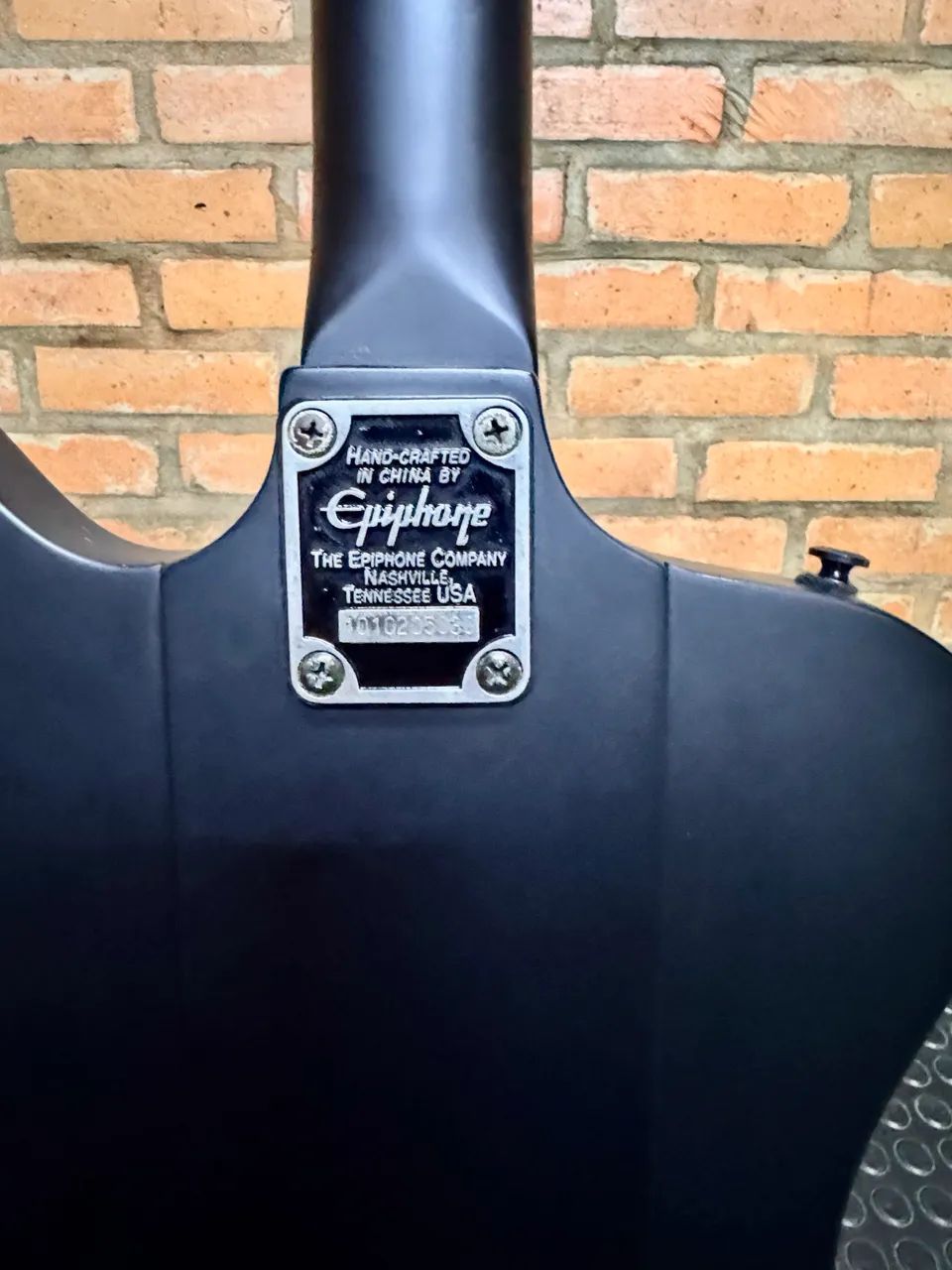 Baixo Epiphone Thunderbird GOTH - Foto 5
