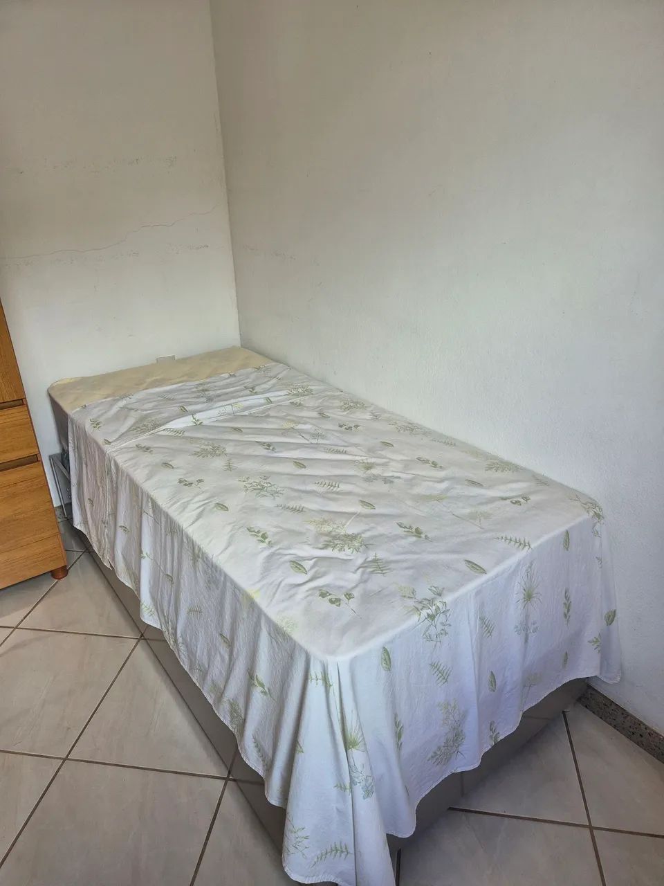 Guarda roupa + Cama solateiro(NOVOS)