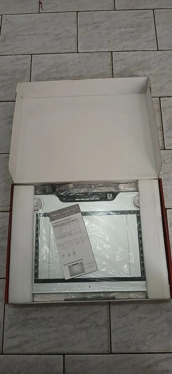 Mesa Digitalizadora C3Tech TB-141 - Completa com Caneta e Acessórios