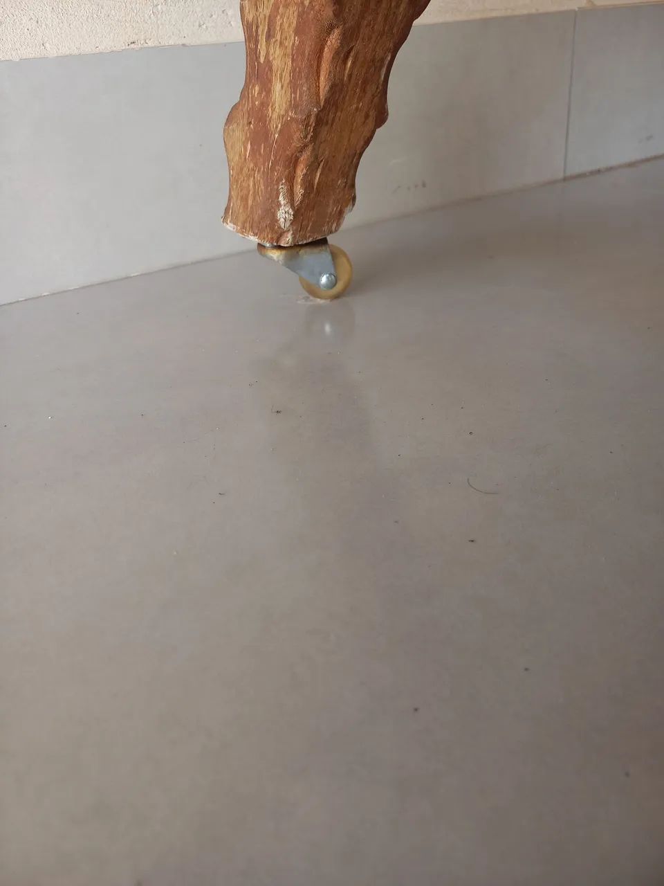 Mesa em prancha maciça 2,50x0,75 - Foto 4