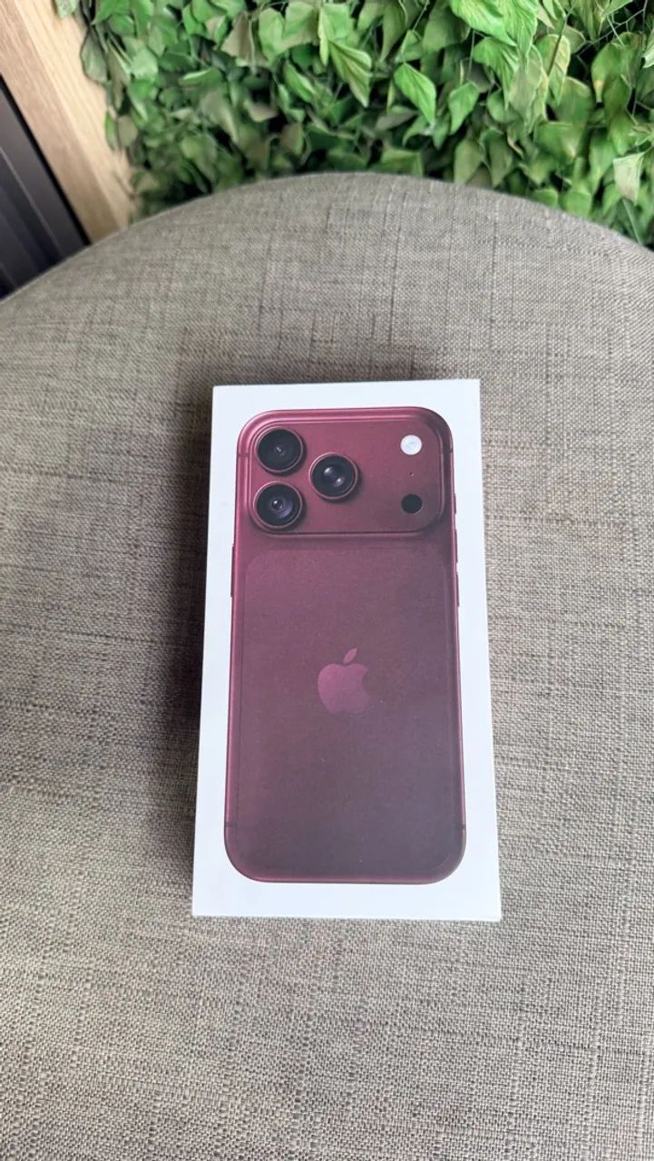 18 Pro 256GB novo 